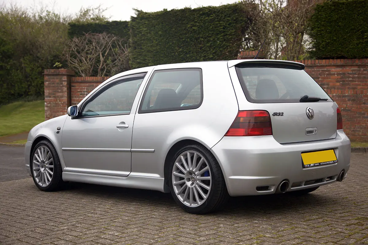 Volkswagen Golf Golf R32 V6 4Motion DSG 7