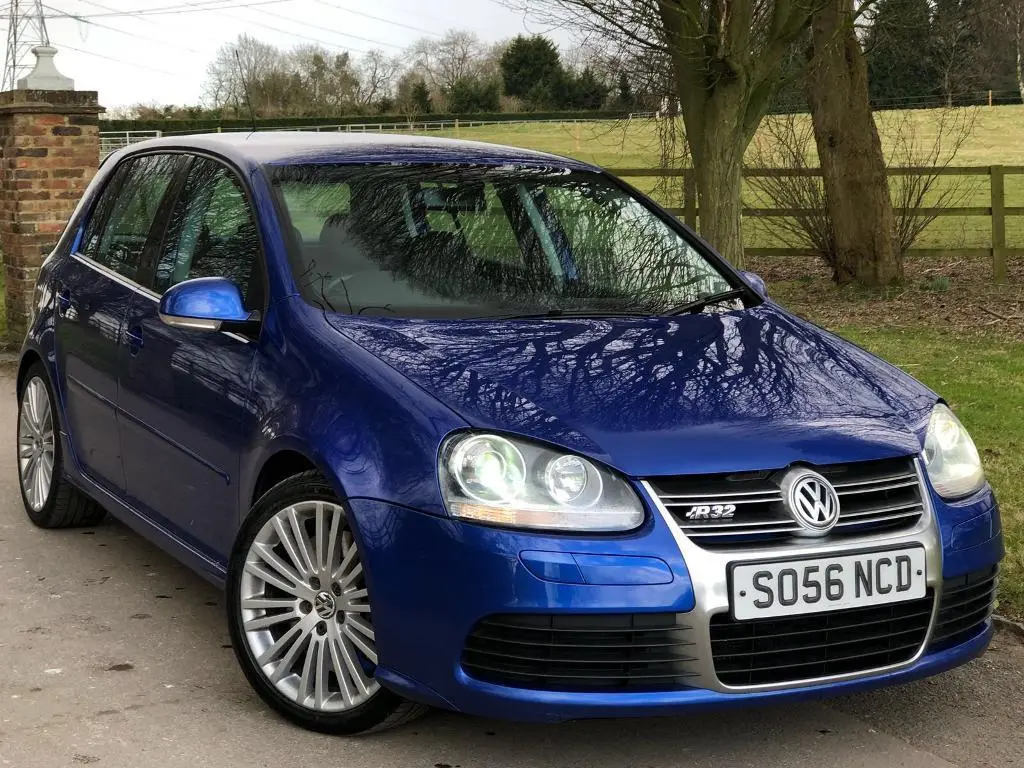 Volkswagen Golf Golf R32 V6 4Motion DSG 1