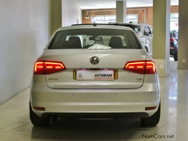 Volkswagen Jetta Jetta 1.2 TSI BMT Comfortline 4