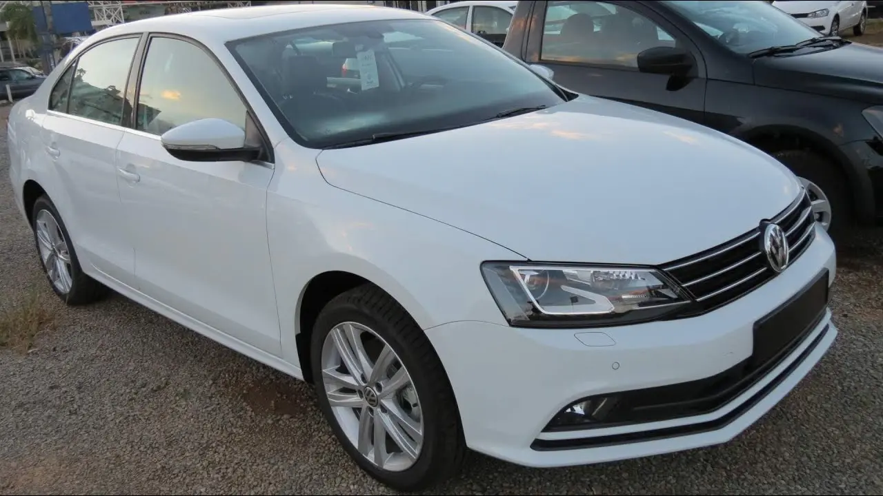 Volkswagen Jetta Jetta 1.4 TSI BMT Trendline 5