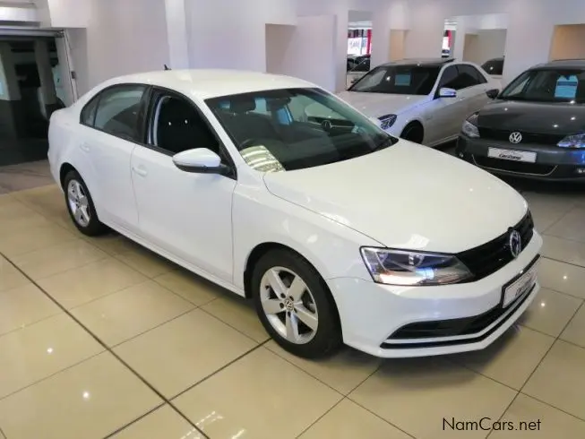Volkswagen Jetta Jetta 1.2 TSI BMT Trendline DSG 1