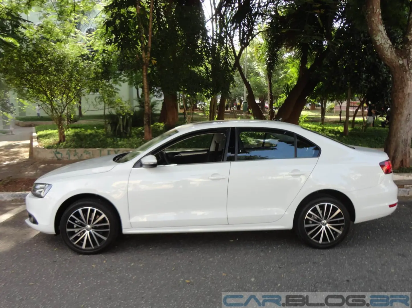 Volkswagen Jetta Jetta 1.2 TSI Comfortline 3
