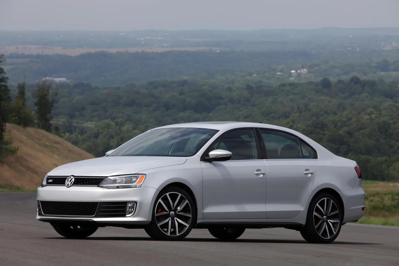 Volkswagen Jetta Jetta 1.2 TSI Trendline DSG 4