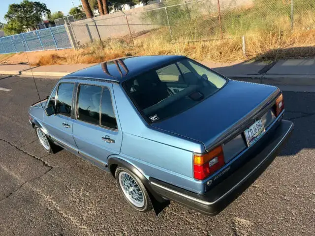 Volkswagen Jetta Jetta 1.3 GL 5