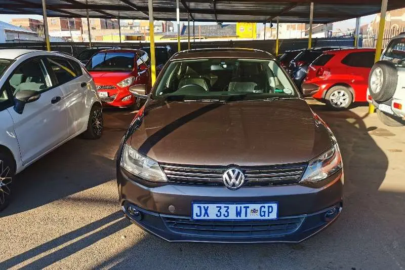 Volkswagen Jetta Jetta 1.4 TSI Comfortline DSG 2