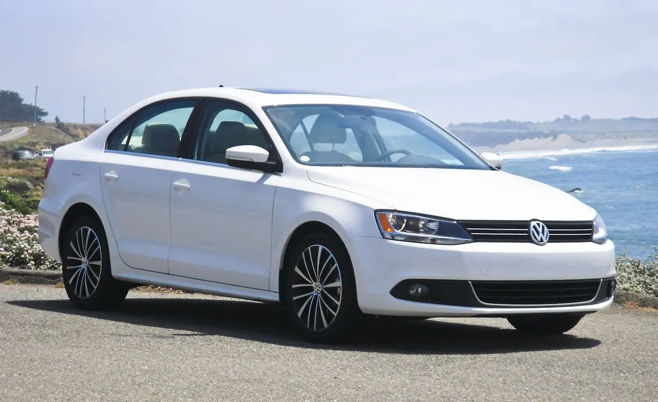 Volkswagen Jetta Jetta 1.4 TSI Trendline 4