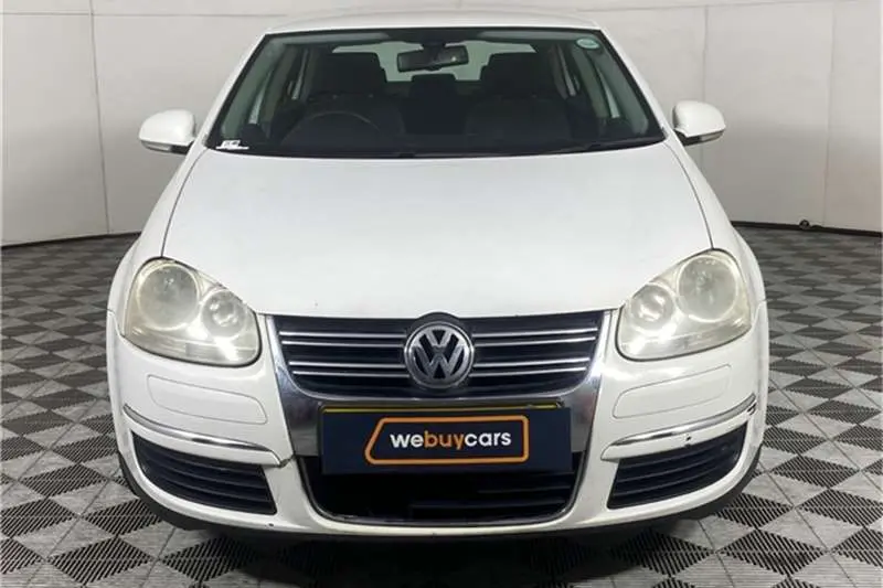 Volkswagen Jetta Jetta 1.6 Primeline Tiptronic 2