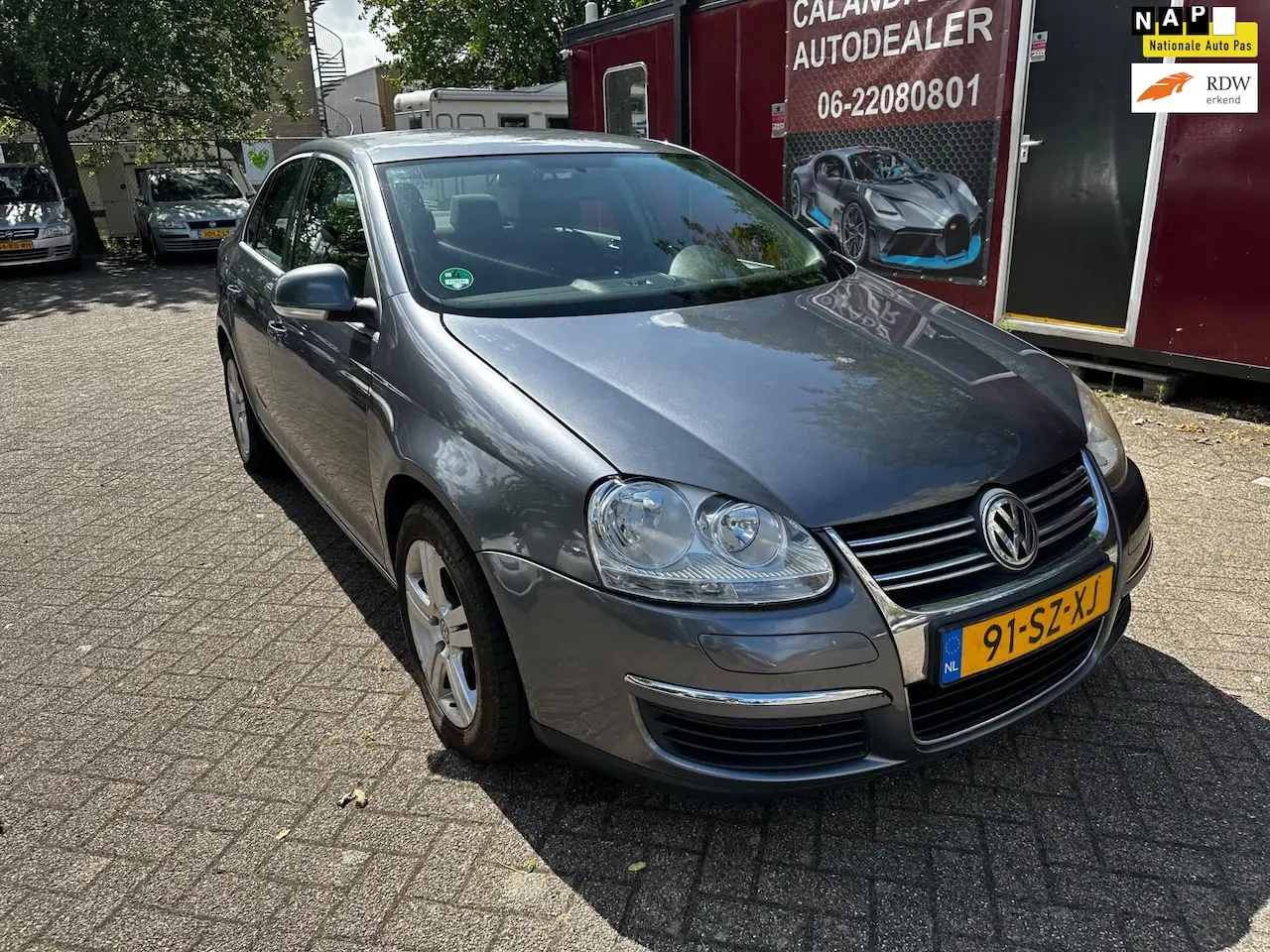 Volkswagen Jetta Jetta 1.6 FSI Comfortline 3