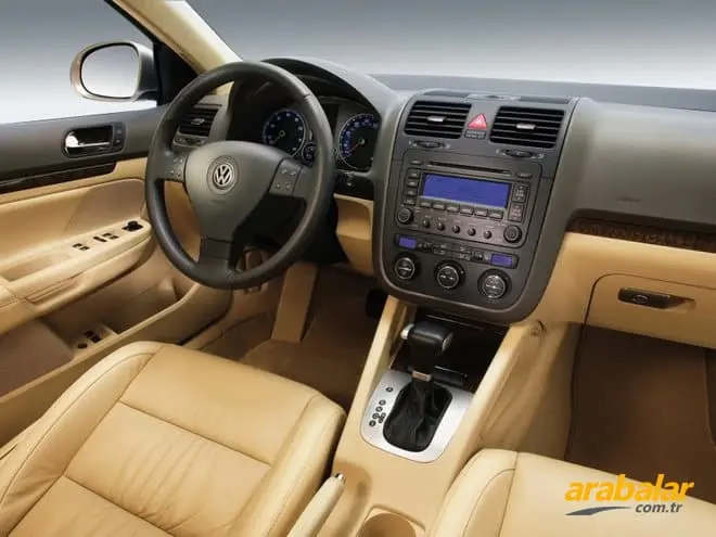 Volkswagen Jetta Jetta 1.6 Midline 7