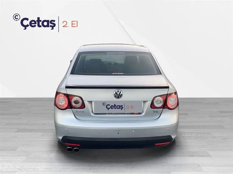 Volkswagen Jetta Jetta 1.6 Primeline 7