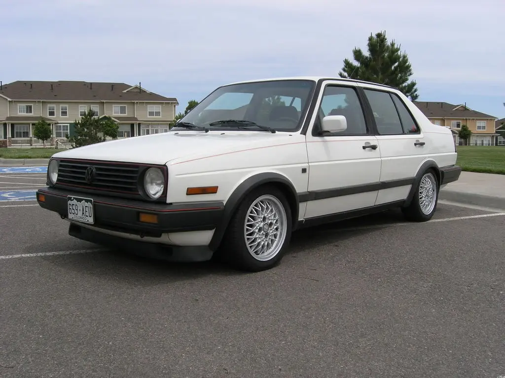 Volkswagen Jetta Jetta 1.6 TD GTD 2