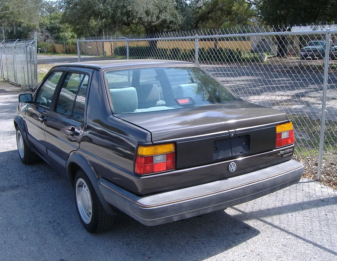 Volkswagen Jetta Jetta 1.6 TD GTD 5