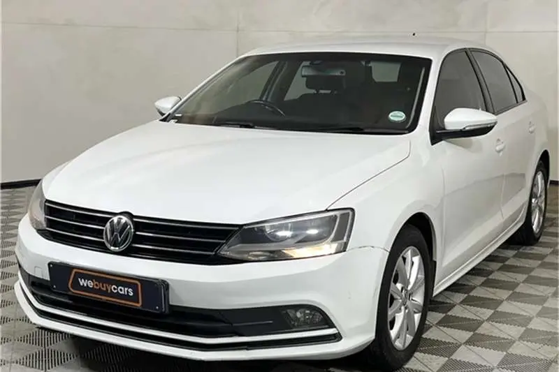 Volkswagen Jetta Jetta 1.6 TDI Comfortline 4