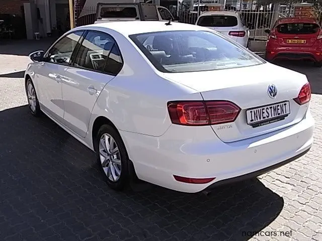 Volkswagen Jetta Jetta 1.6 TDI Comfortline 1