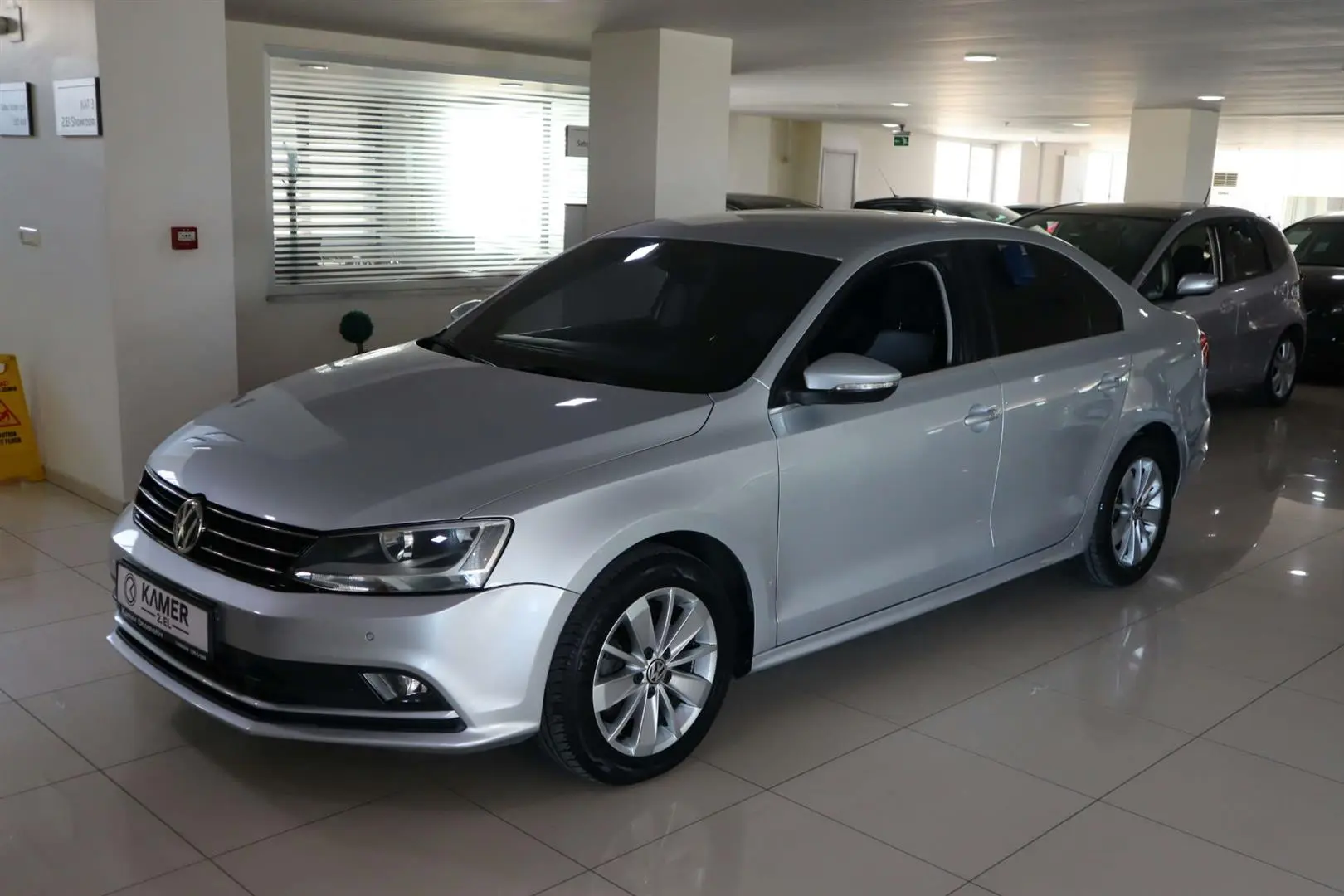 Volkswagen Jetta Jetta 1.6 TDI Comfortline DSG 5
