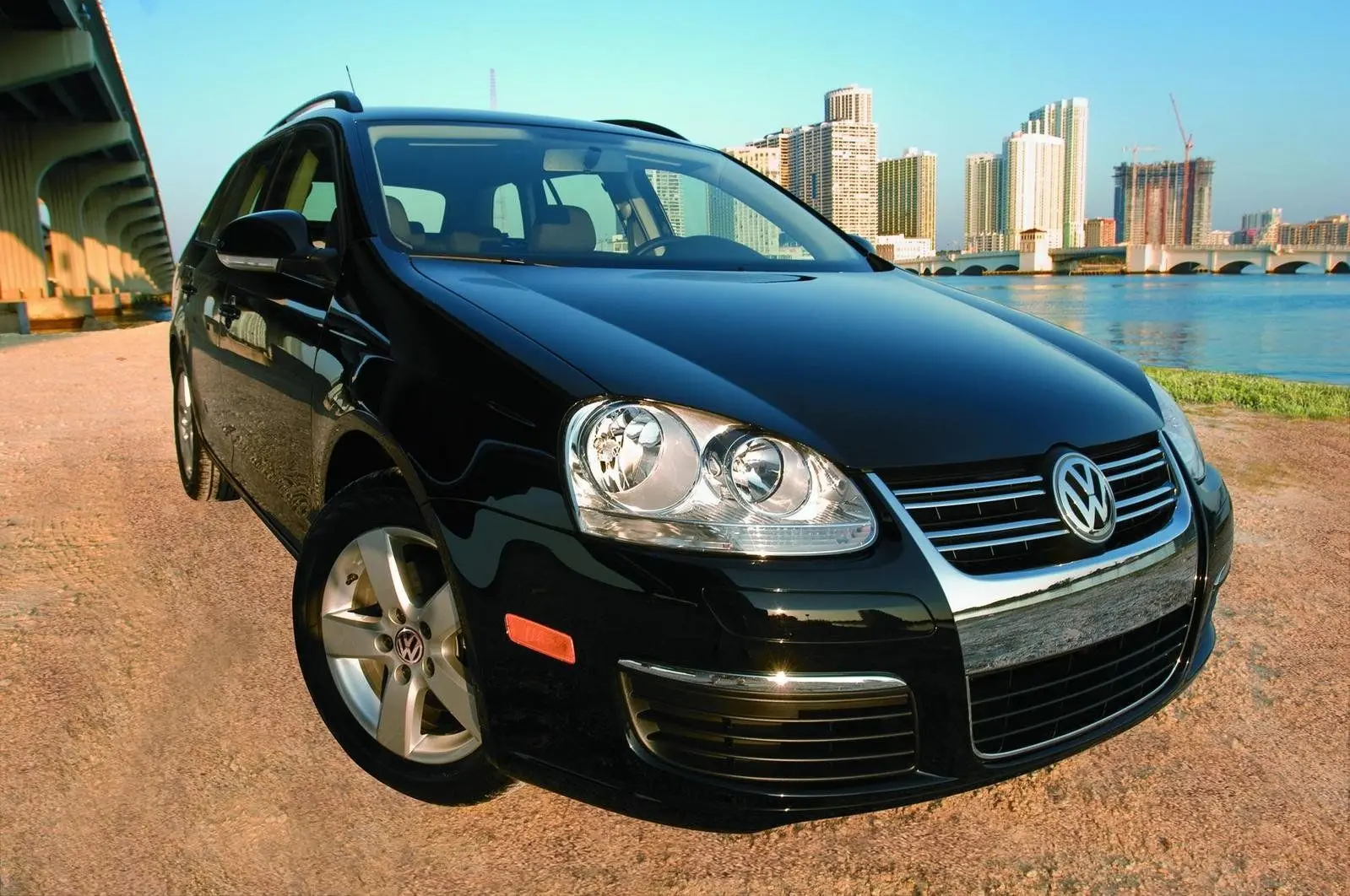 Volkswagen Jetta Jetta 1.6 TDI Primeline 4
