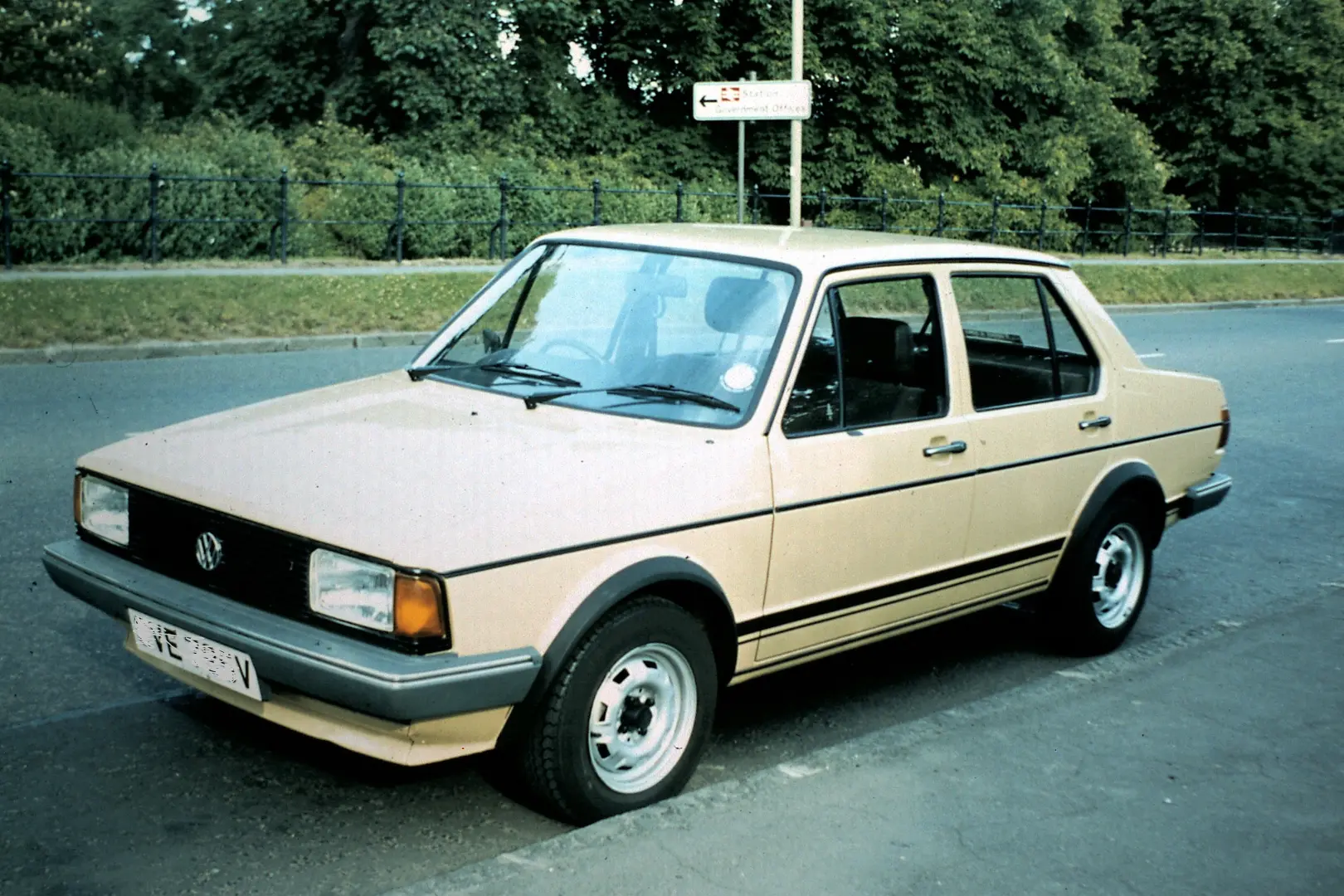 Volkswagen Jetta Jetta 1.6 D GL 1