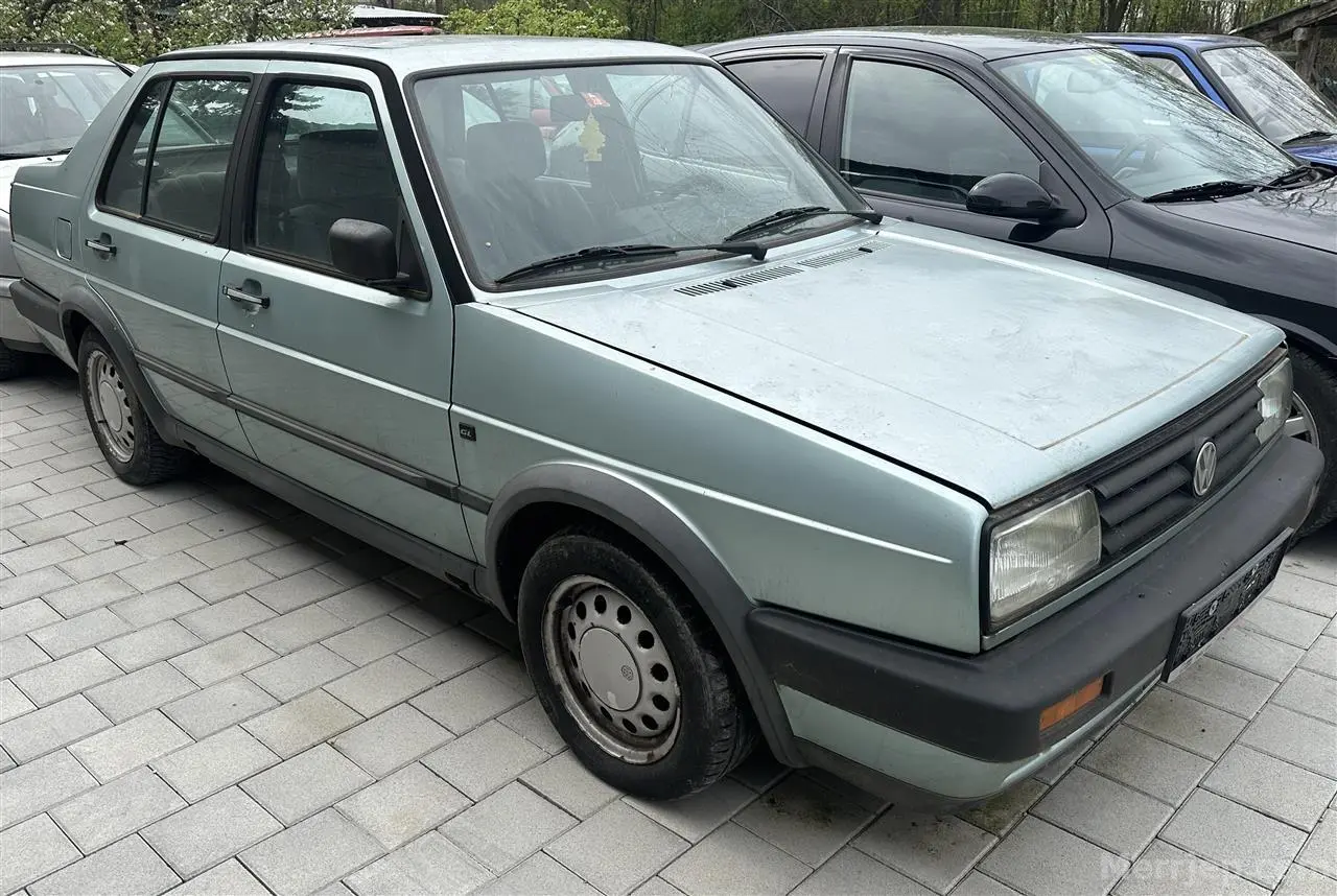 Volkswagen Jetta Jetta 1.8 GT 4