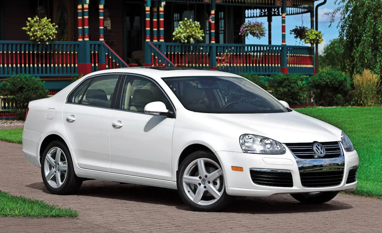 Volkswagen Jetta Jetta 1.6 Tour 2