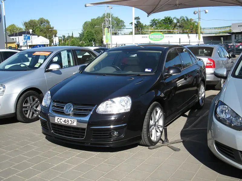 Volkswagen Jetta Jetta 2.0 TDI Comfortline DSG 1