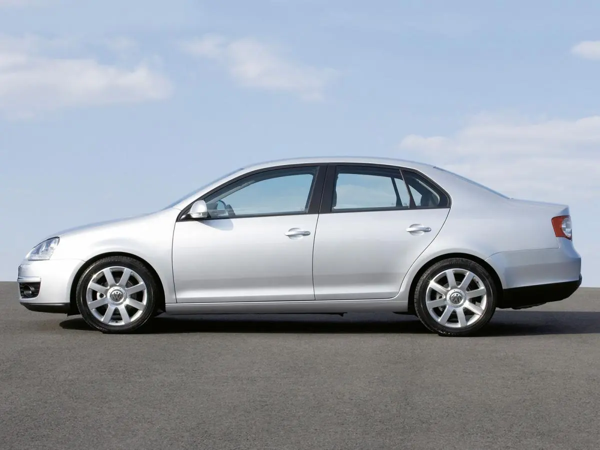Volkswagen Jetta Jetta 2.0 TDI Comfortline DSG 2