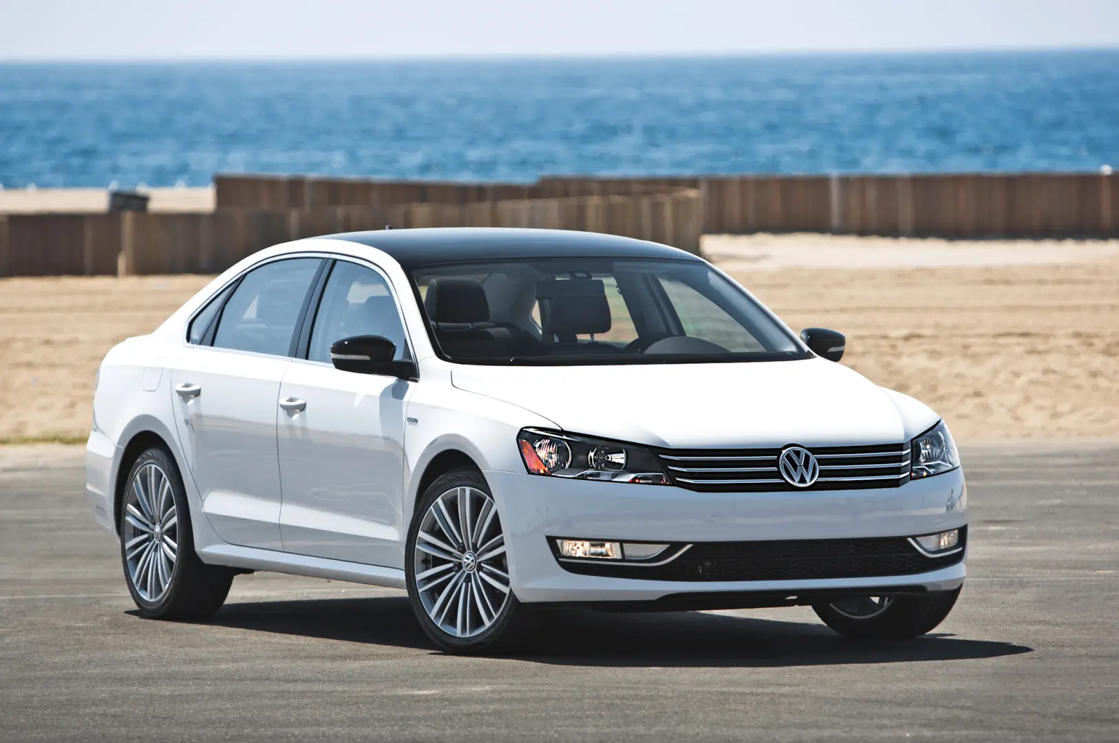 Volkswagen Passat Passat 1.4 TSI BMT Trendline 0