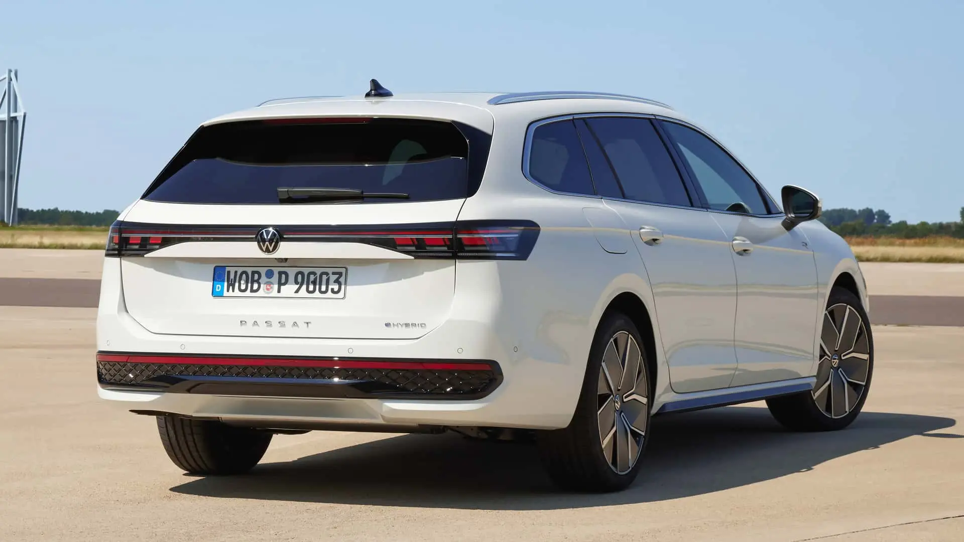 Volkswagen Passat Passat 1.5 e-TSI Business DSG 3