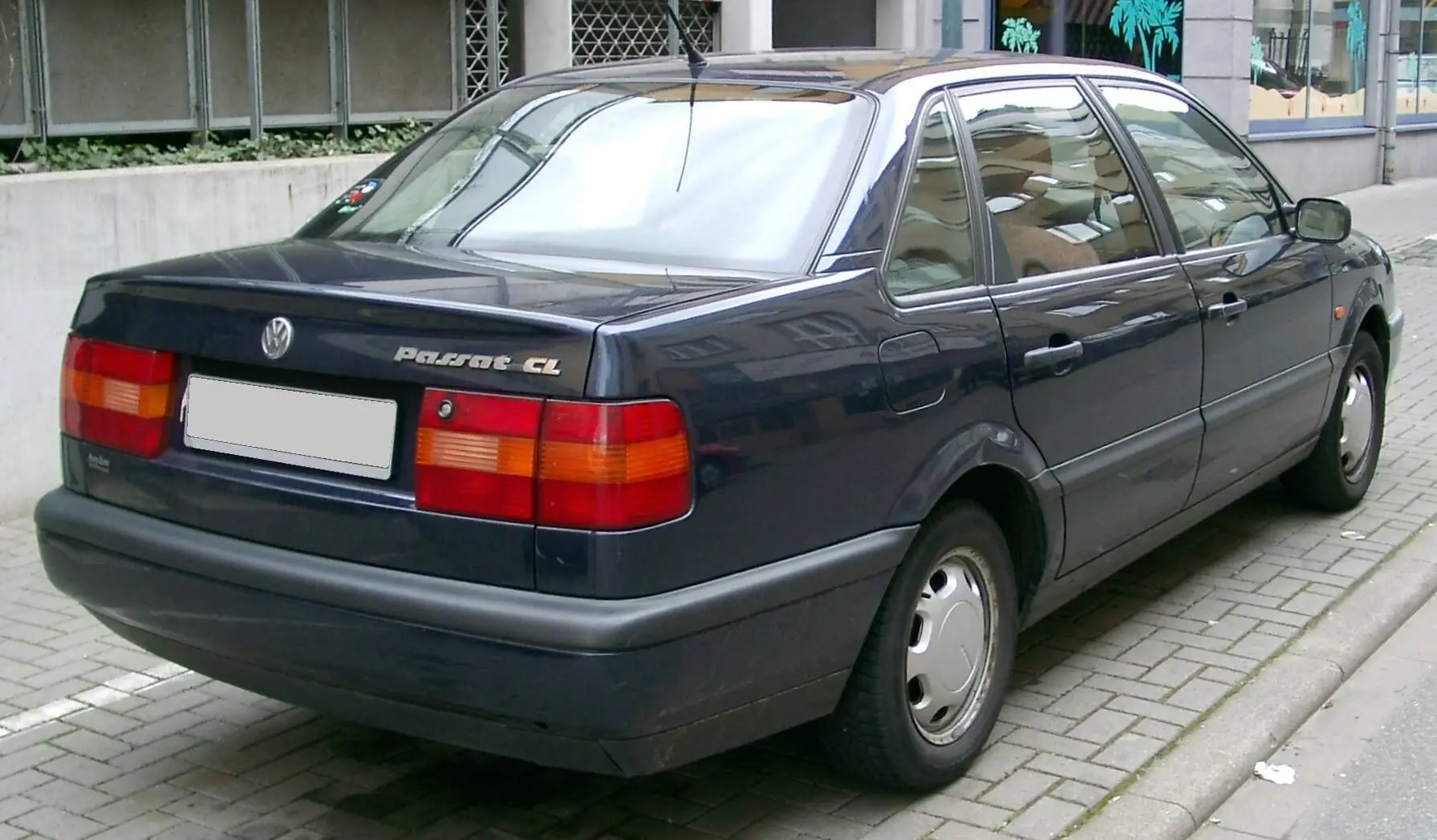 Volkswagen Passat Passat 1.8 Basic 2