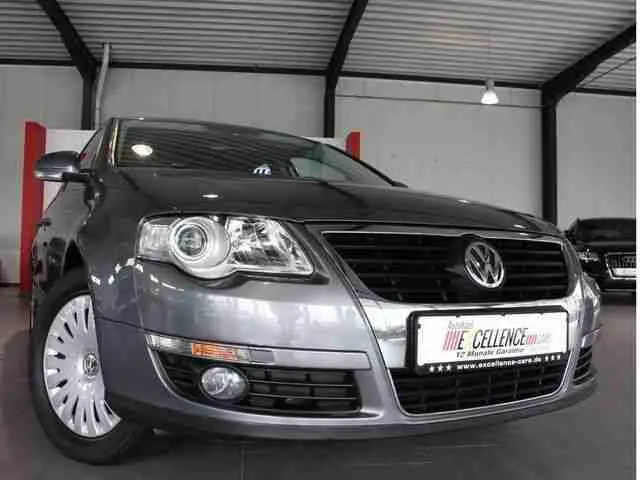 Volkswagen Passat Passat 1.6 FSI Comfortline 4