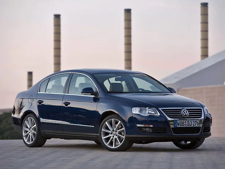 Volkswagen Passat Passat 1.6 FSI Trendline 2