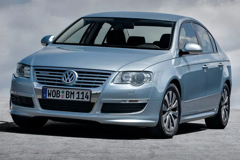 Volkswagen Passat Passat 1.6 FSI Trendline Tiptronic 5