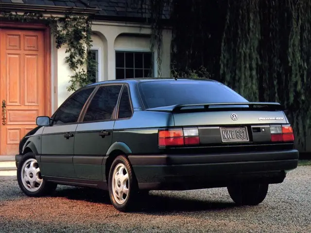Volkswagen Passat Passat 1.8 CL 2