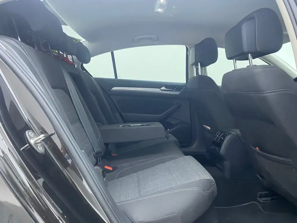 Volkswagen Passat Passat 1.6 TDI BMT Business DSG 3