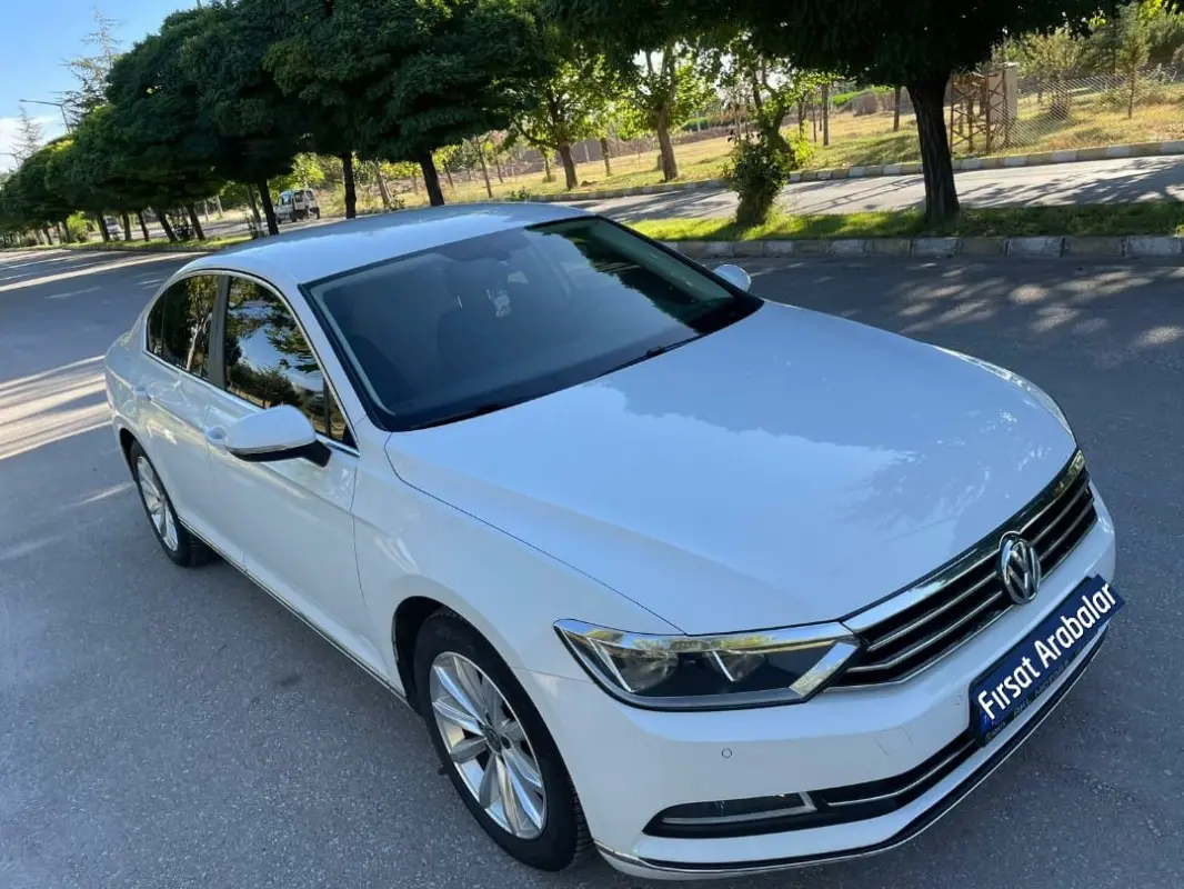 Volkswagen Passat Passat 1.6 TDI BMT Comfortline DSG 2