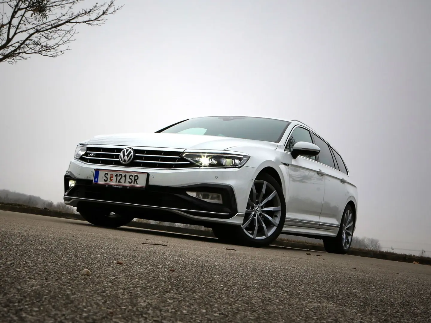 Volkswagen Passat Passat 1.6 TDI BMT Elegance DSG 4
