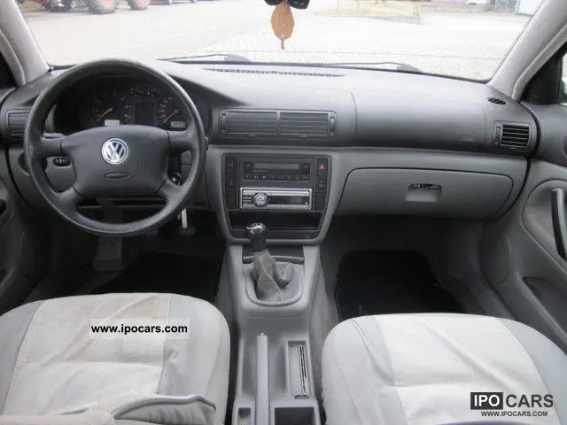 Volkswagen Passat Passat 1.6 Trendline 4