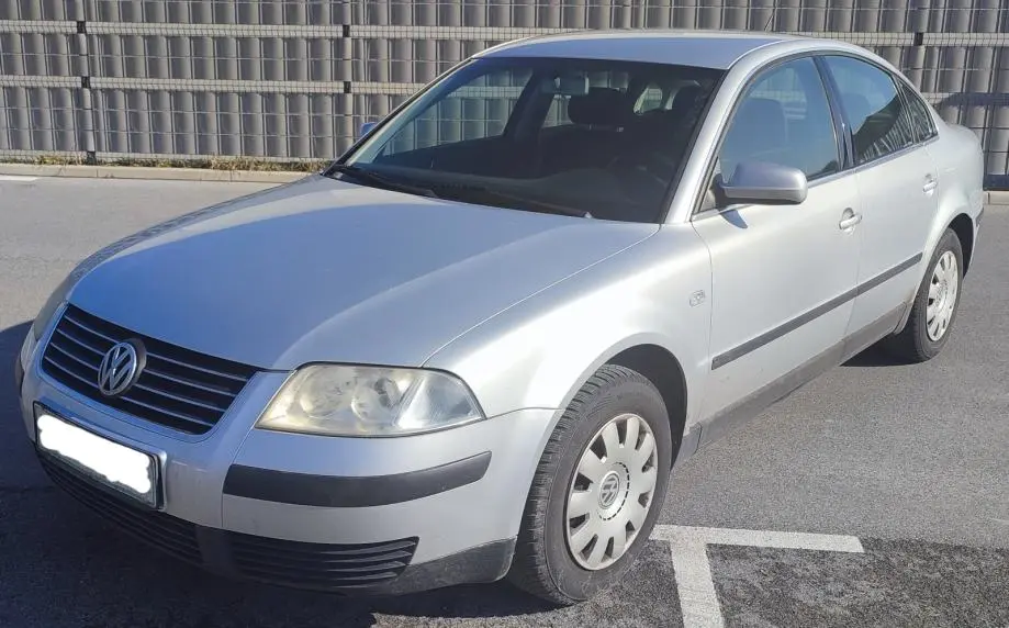 Volkswagen Passat Passat 1.6 Trendline 7