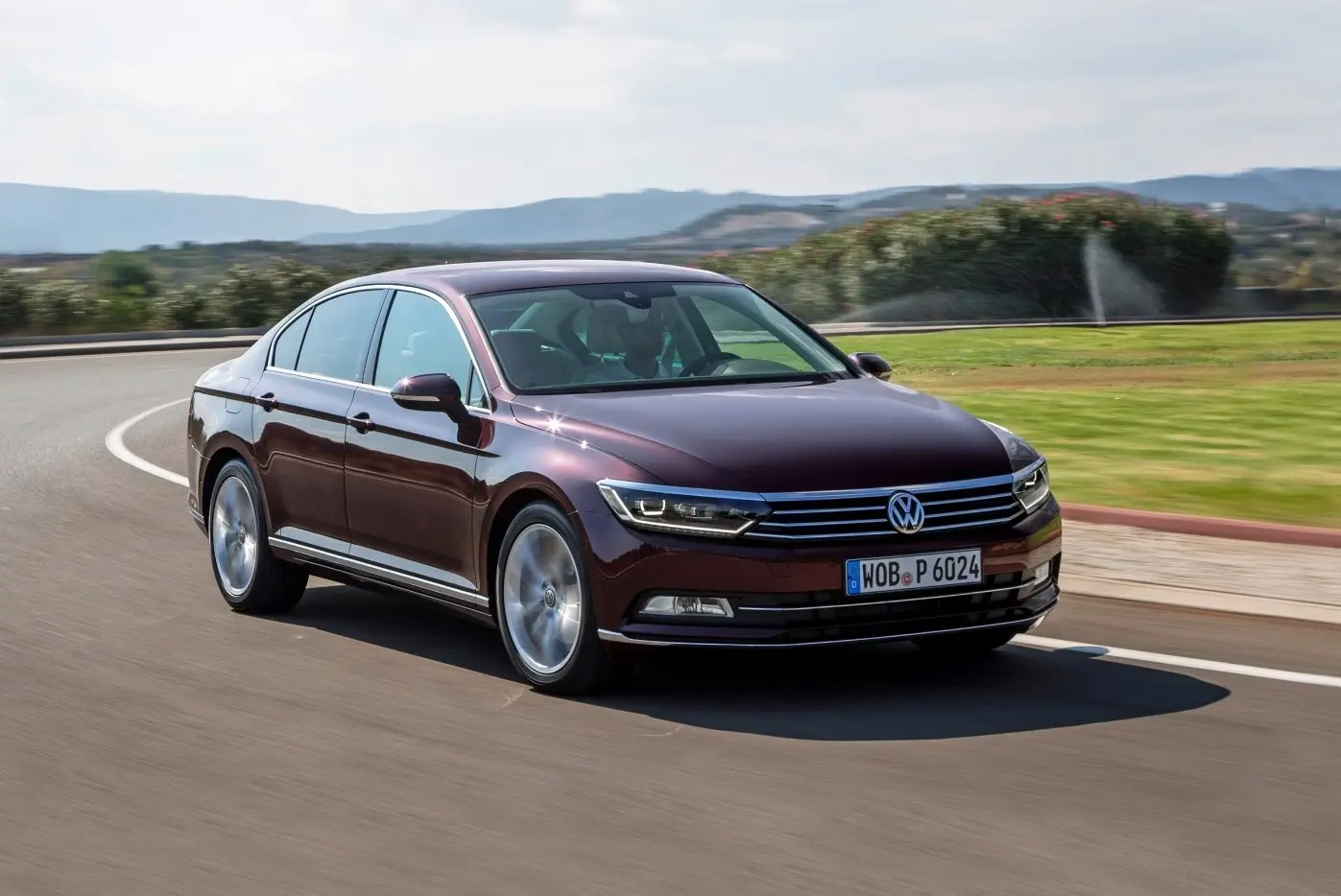 Volkswagen Passat Passat 1.6 Trendline 6