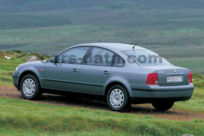Volkswagen Passat Passat 1.8 Basic 5
