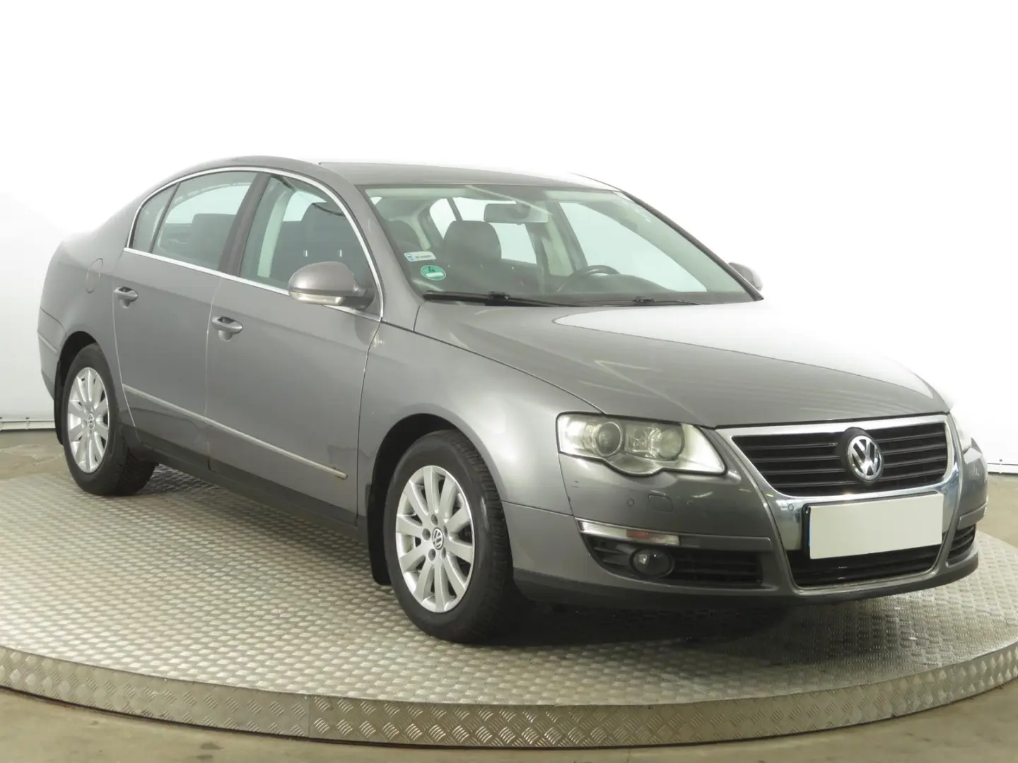 Volkswagen Passat Passat 1.8 T Basic 3