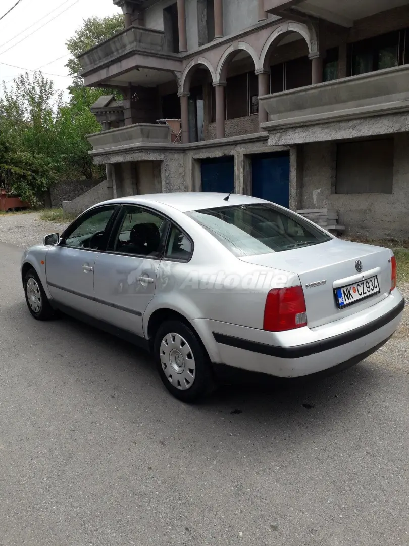Volkswagen Passat Passat 1.8 T Highline 5