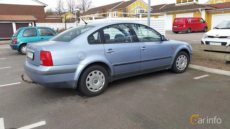 Volkswagen Passat Passat 1.8 T Tiptronic 3