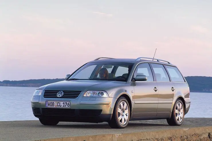 Volkswagen Passat Passat 1.8 T Trendline 7