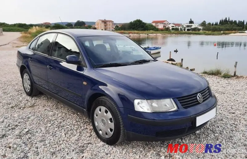Volkswagen Passat Passat 1.9 TDI Basic 5