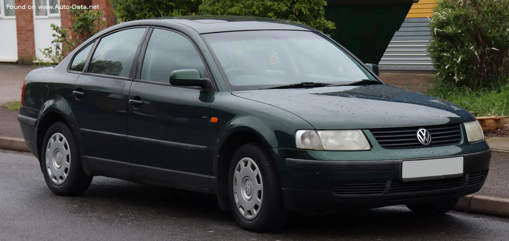 Volkswagen Passat Passat 1.8 Basic 0