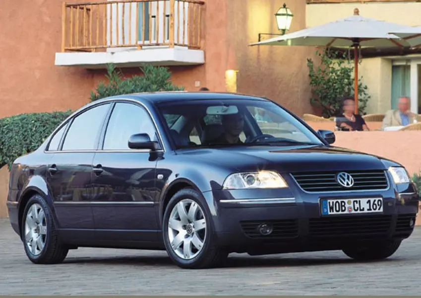 Volkswagen Passat Passat 1.6 Comfortline 1