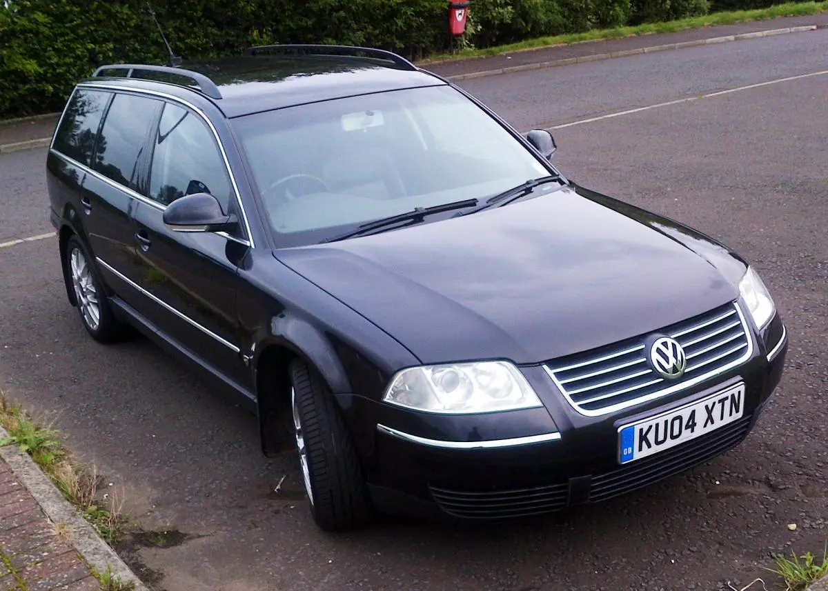 Volkswagen Passat Passat 1.9 TDI Highline Tiptronic 5
