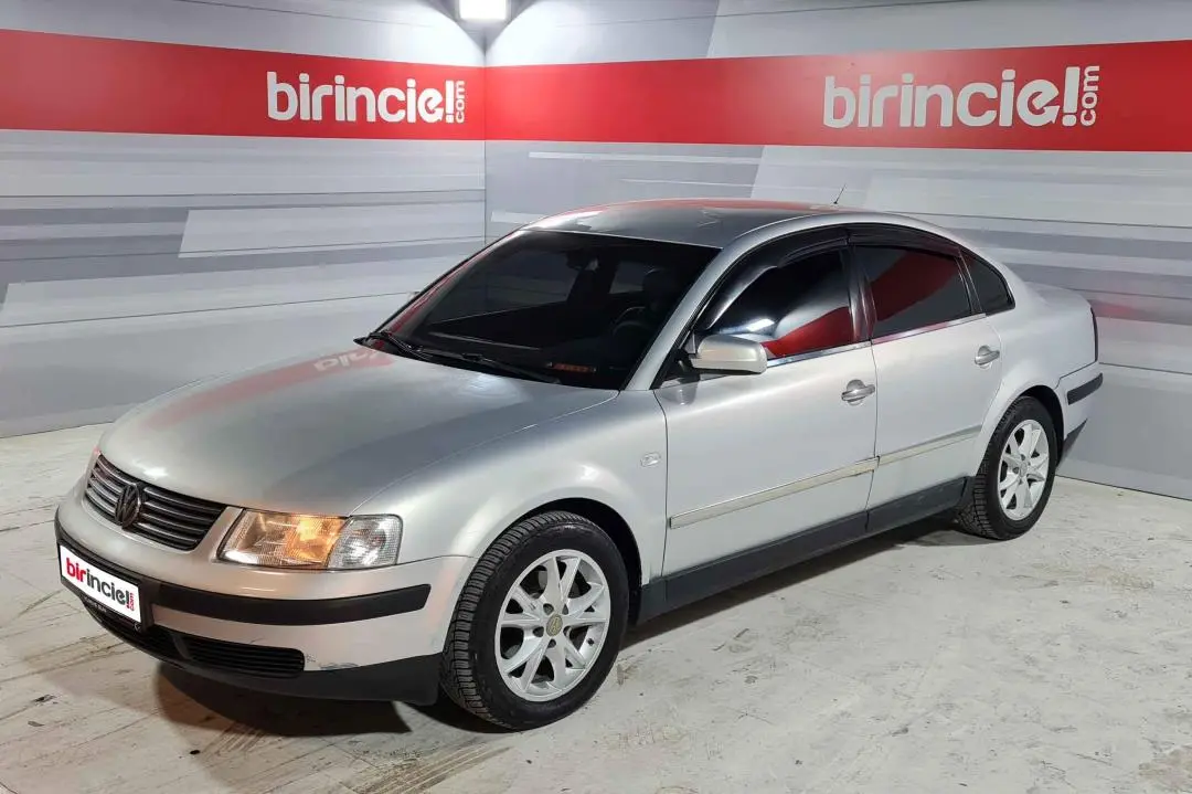 Volkswagen Passat Passat 1.9 TDI Trendline 1