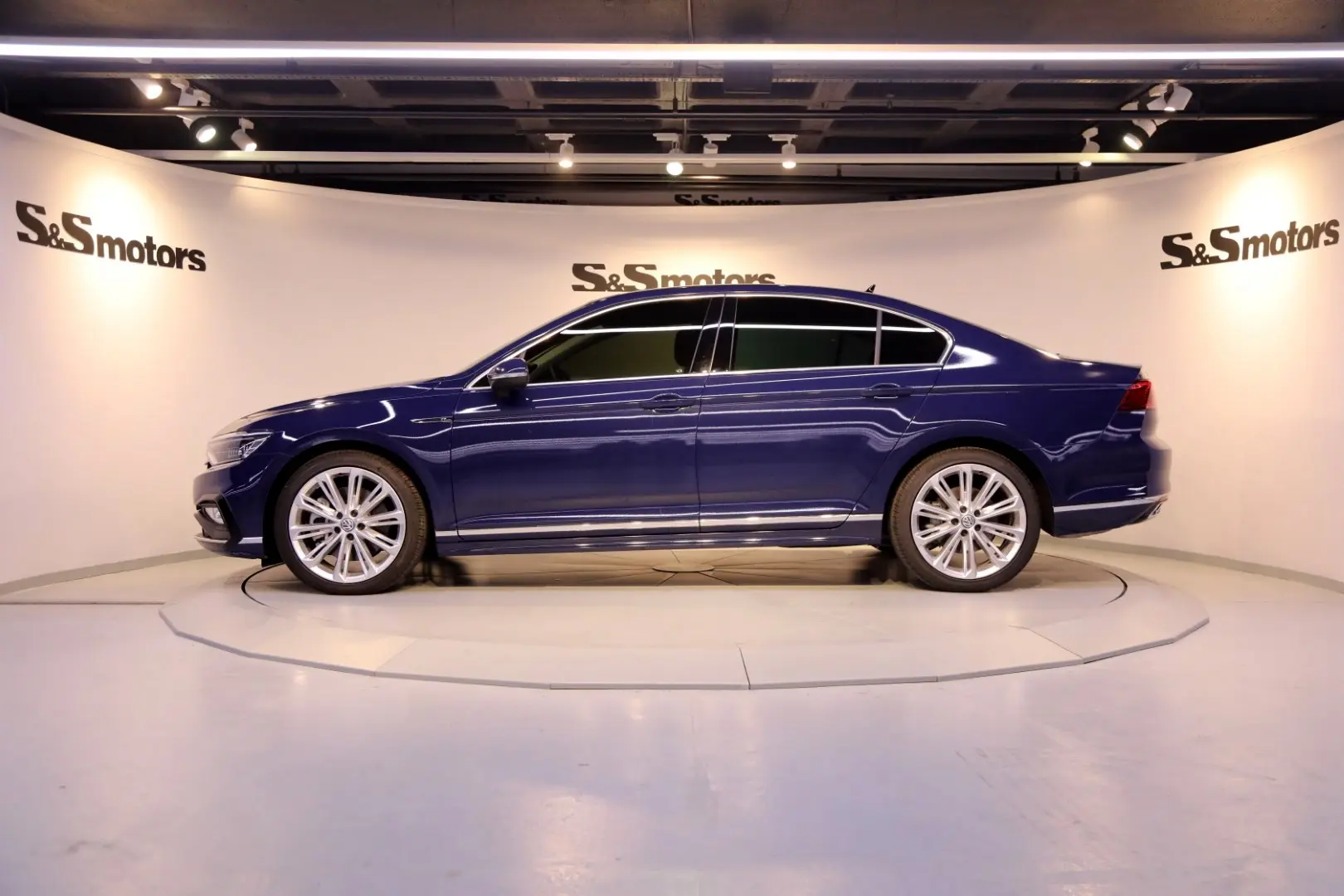 Volkswagen Passat Passat 2.0 TDI BMT Elegance DSG 1
