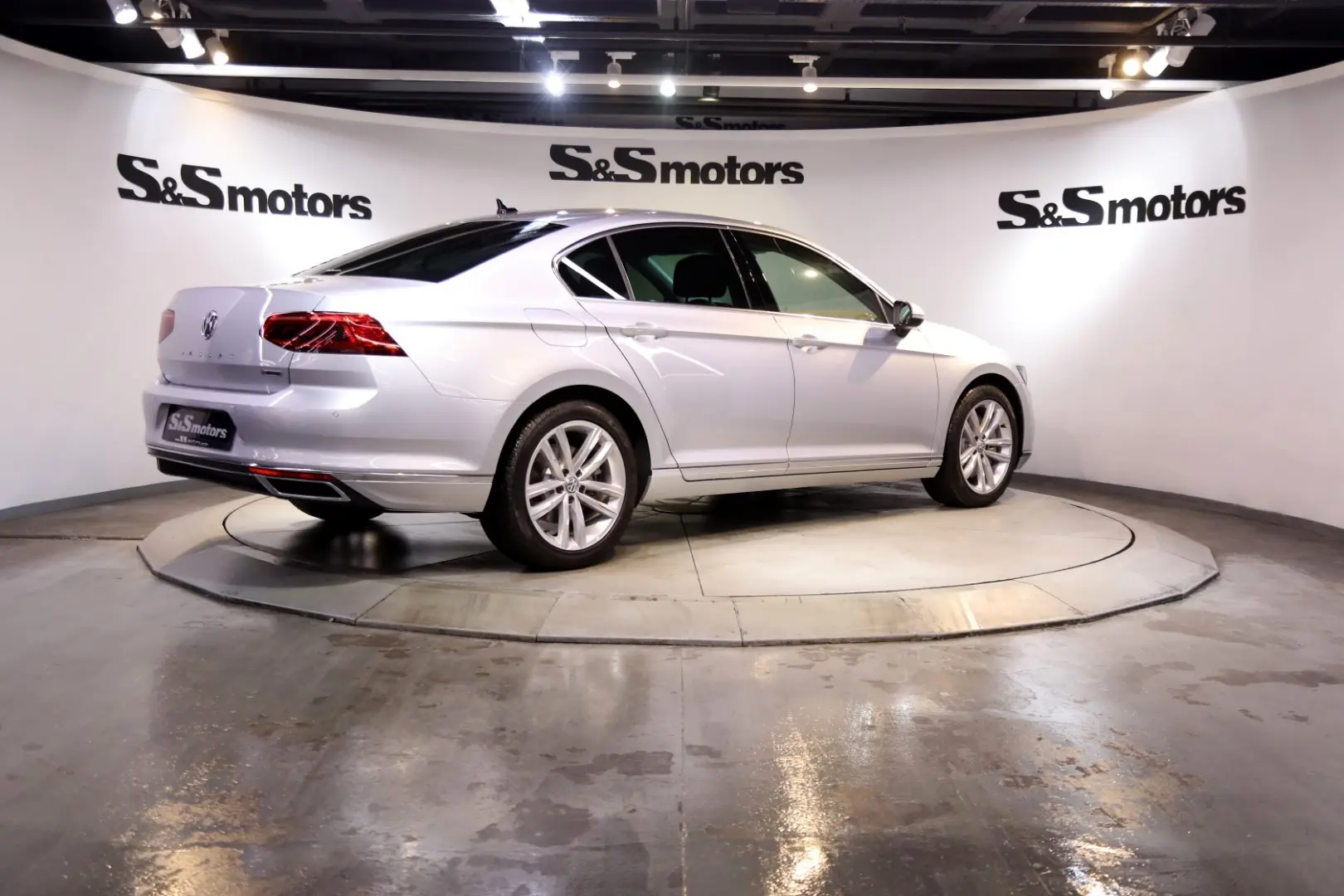Volkswagen Passat Passat 2.0 TDI SCR BMT 4Motion Elegance DSG 3